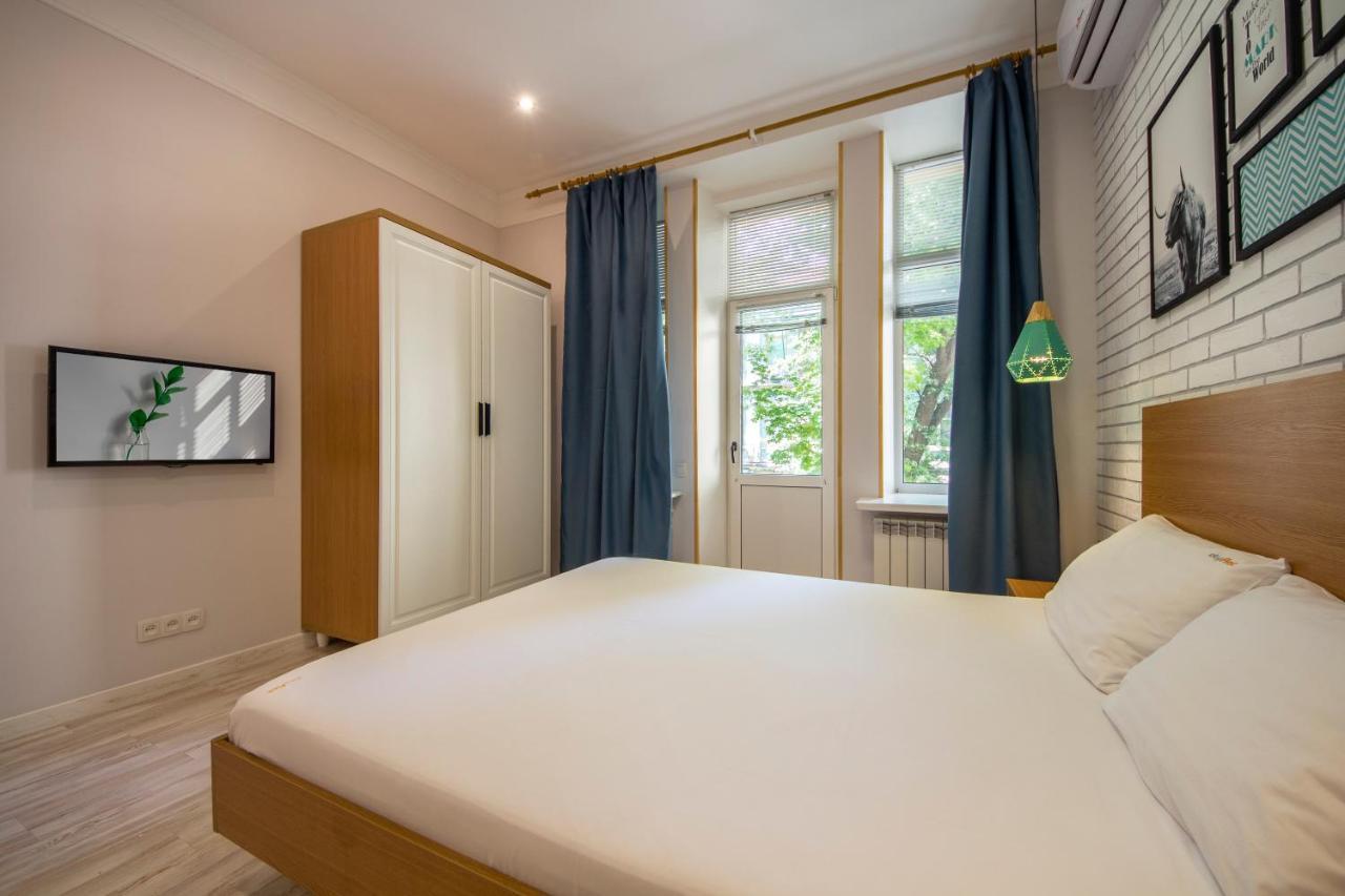 Design Apartments On Velyka Vasylkivska 42 Киев Екстериор снимка