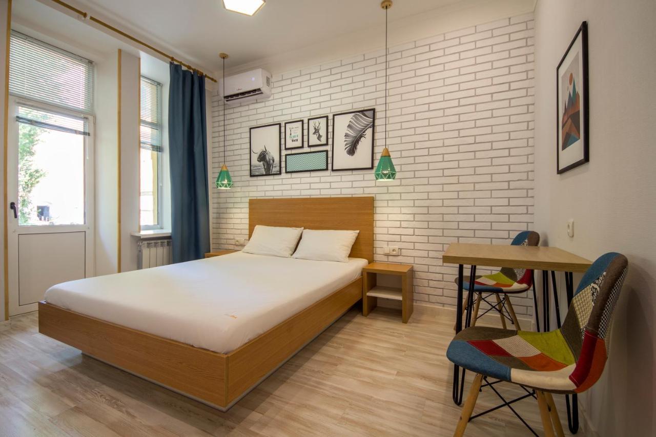 Design Apartments On Velyka Vasylkivska 42 Киев Екстериор снимка