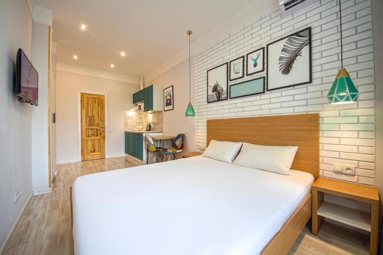 Design Apartments On Velyka Vasylkivska 42 Киев Екстериор снимка